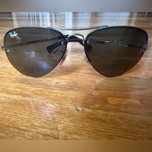 Ray Ban Black Aviator Sunglasses, Silver Detailing, Great Condition